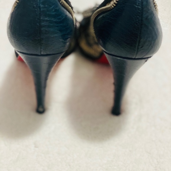 Christian Louboutin Candy Pumps - Picture 4 of 5